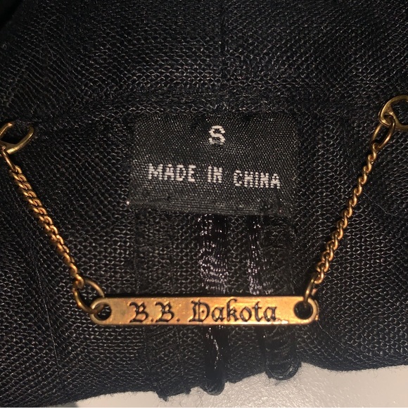 B.B. DAKOTA SHIFT DRESS - Picture 6 of 7